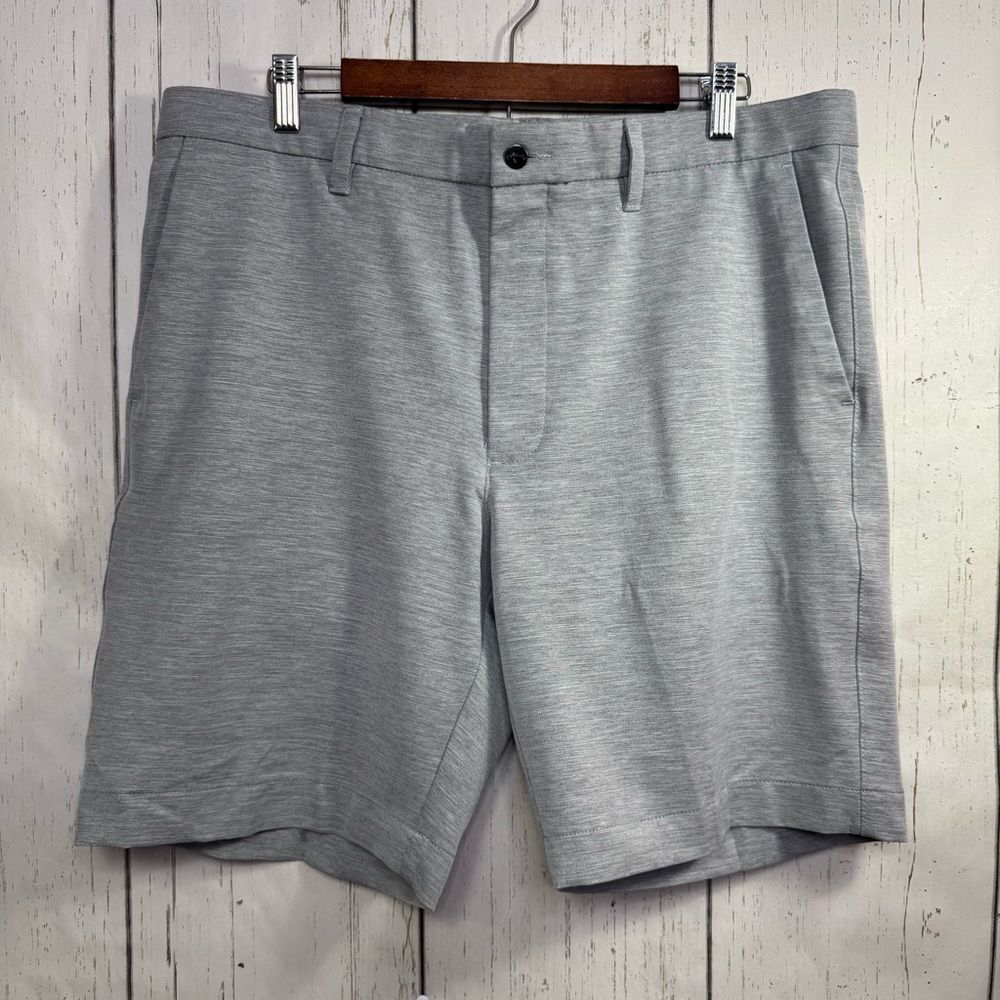 Callaway Gray Golf Performance Shorts Mens Size 36 Stretch Active Sporty